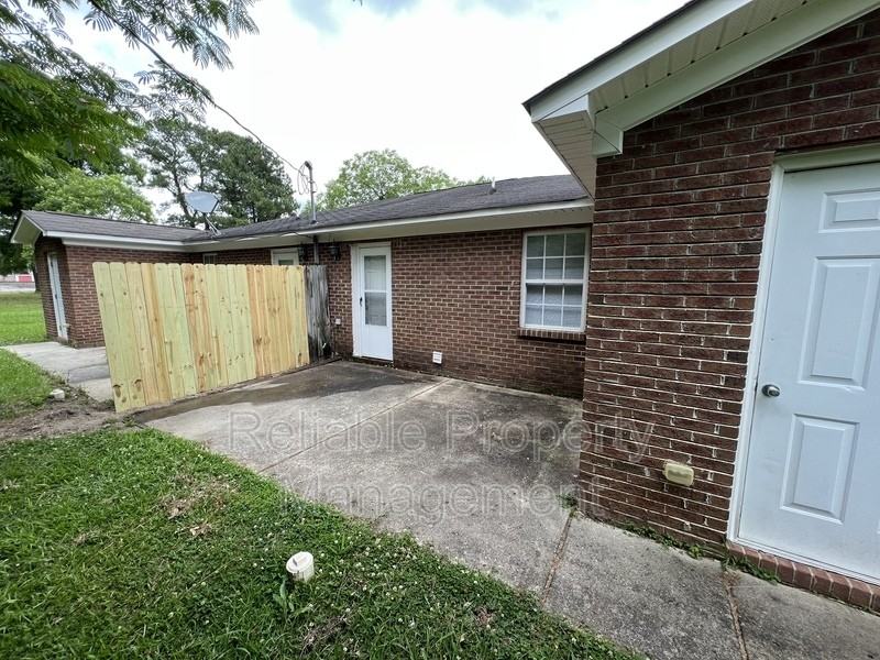 106 James St - Photo 3 of 13