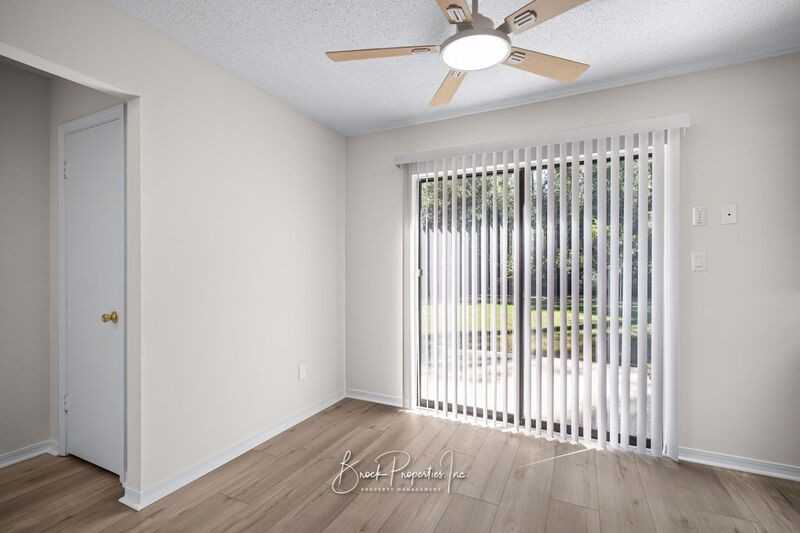 10677 Silver Creek Dr - Photo 5 of 23