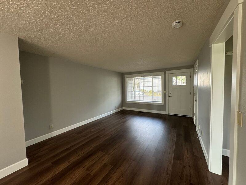 3796 Bayonne Dr Se - Photo 2 of 22