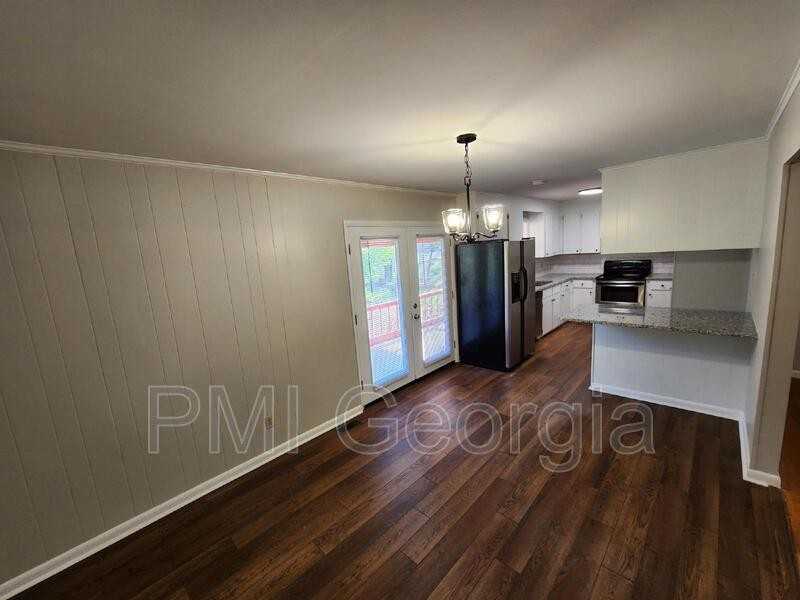 106 Garvin Dr - Photo 2 of 14