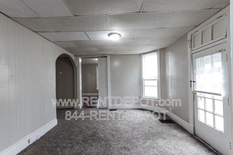 1419 Se 2nd St - Photo 6 of 13