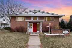 215 Birch St S - Photo 1 of 1