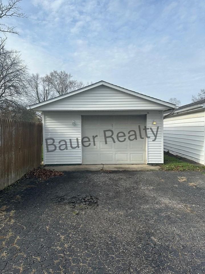 426 Snader Ave - Photo 2 of 21