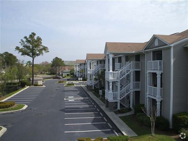 Patriots Way Apartments Move in Special get 2 months FREE if you move in by 12/15/25 - Photo 7 of 15