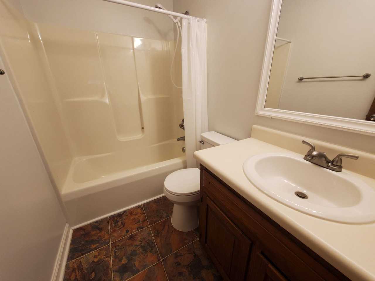 1525 Mintz Ave - Photo 6 of 24