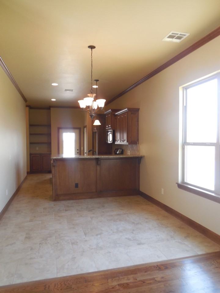 3320 Enclave Ln - Photo 4 of 49