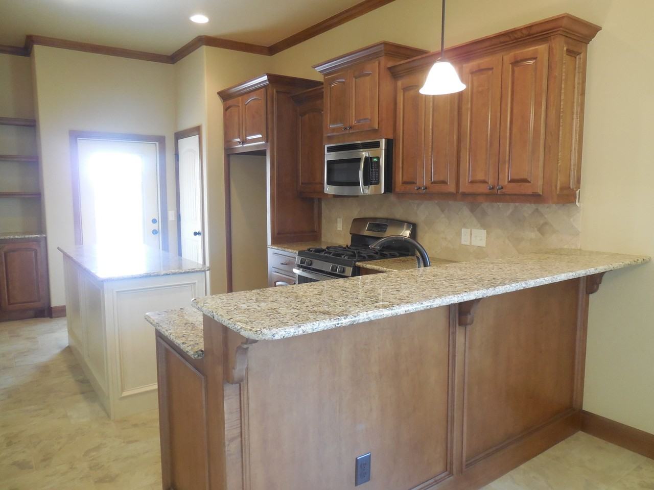 3320 Enclave Ln - Photo 5 of 49