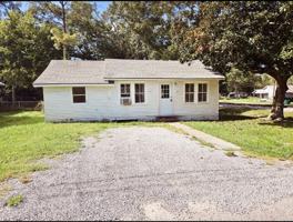 featured image of 402 Kibbie St