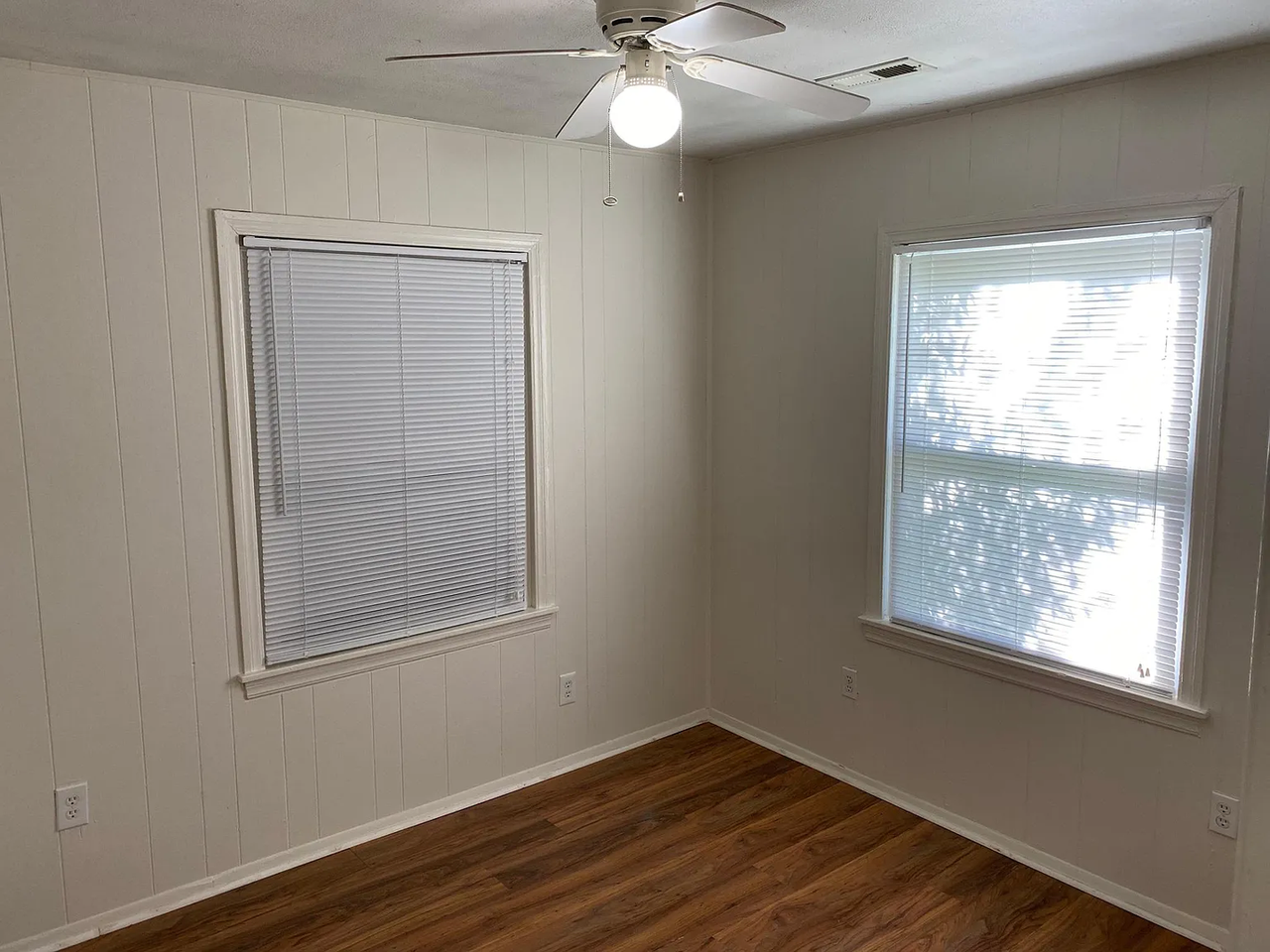 149 E 7th St - Photo 3 of 13