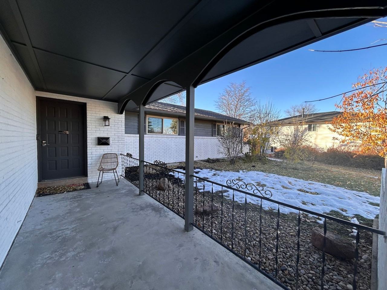 3315 S Akron St - Photo 3 of 50