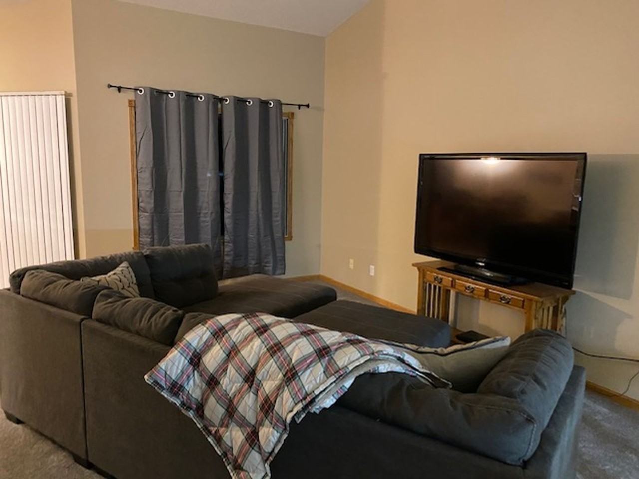 3343 30th Ave S - Photo 7 of 18