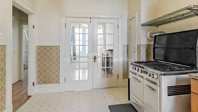 385 San Jose Ave #A - Photo 5 of 10