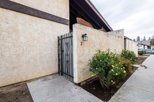 featured image of 4308 Parkwood Ct