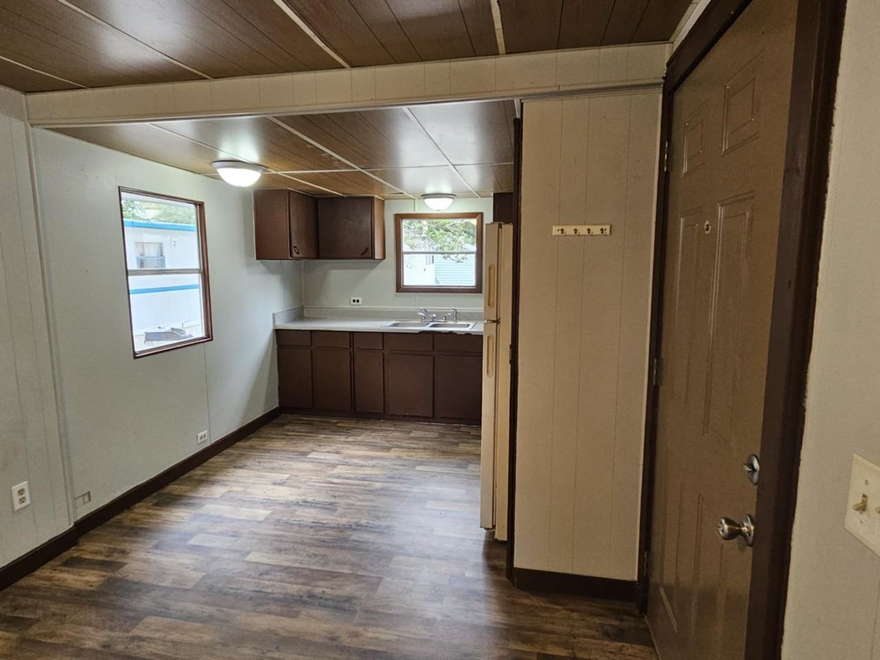 2000 18th Avenue - Photo 2 of 17
