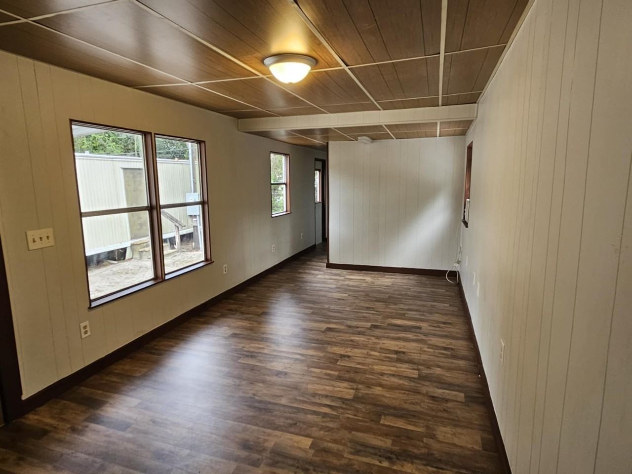 2000 18th Avenue - Photo 3 of 17