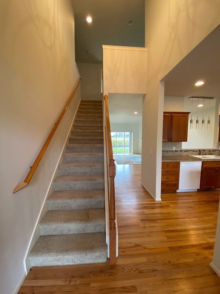1725 Harrison Pl - Photo 5 of 22