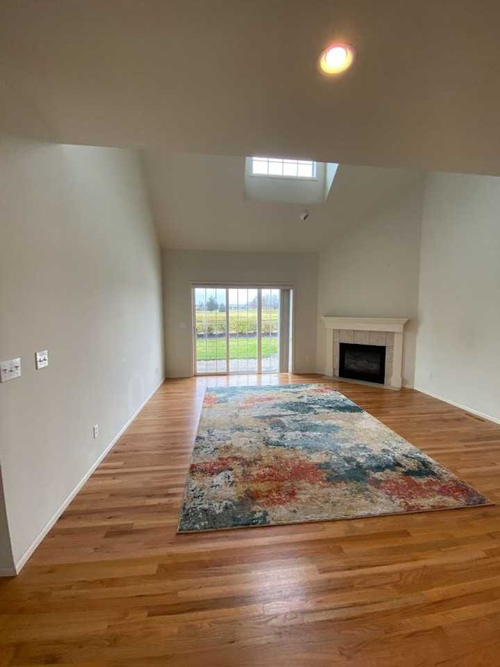 1725 Harrison Pl - Photo 6 of 22