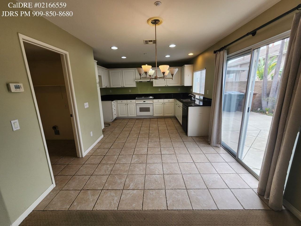 475 Heron Pl - Photo 3 of 15