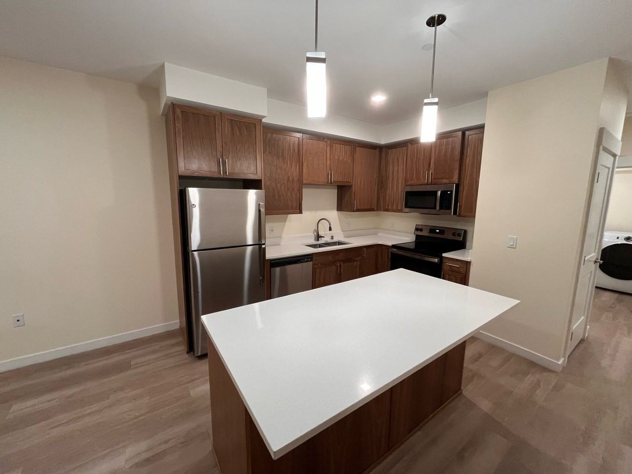 Alena Apartments - Photo 2 of 35