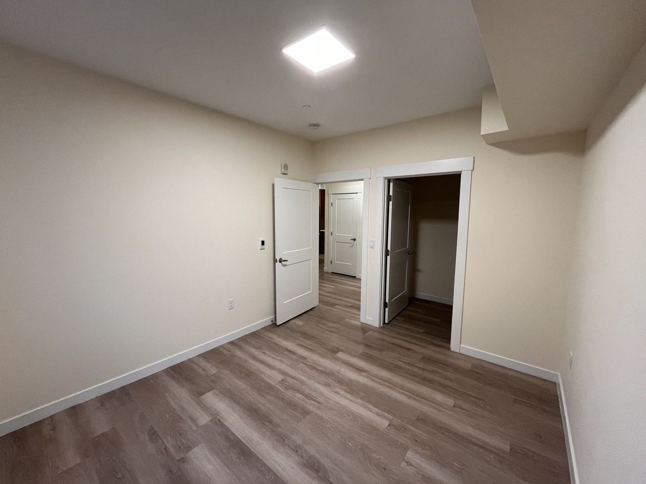 Alena Apartments - Photo 7 of 35