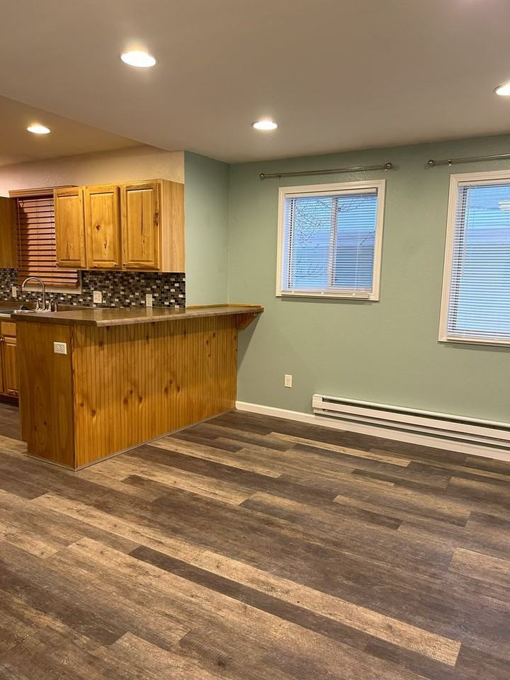 1207 5th Ave Nw - Photo 4 of 16