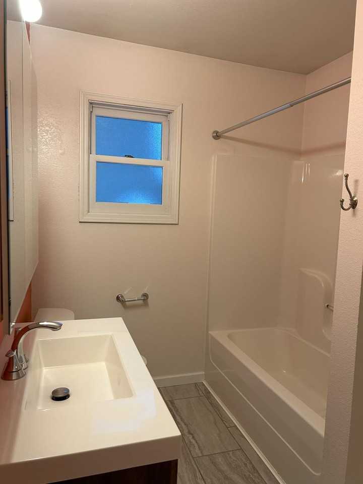 1207 5th Ave Nw - Photo 7 of 16