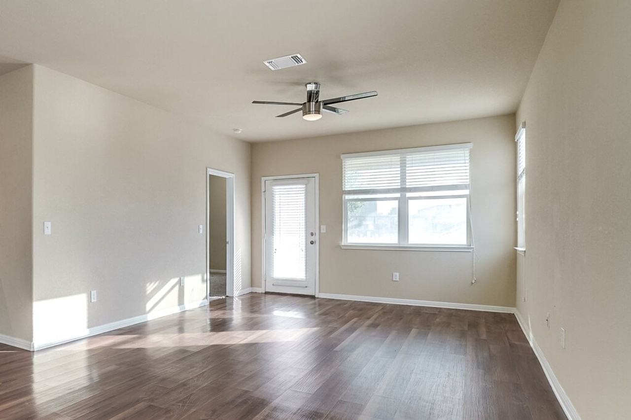 1701 Logan Dr #34 - Photo 7 of 20