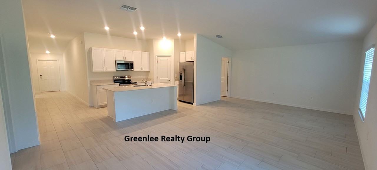 10083 Gentle Rain Dr - Photo 4 of 28