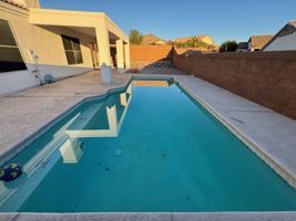 featured image of 2952 Desierto Verde