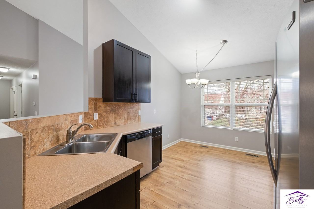 1410 N 208th St - Photo 5 of 20