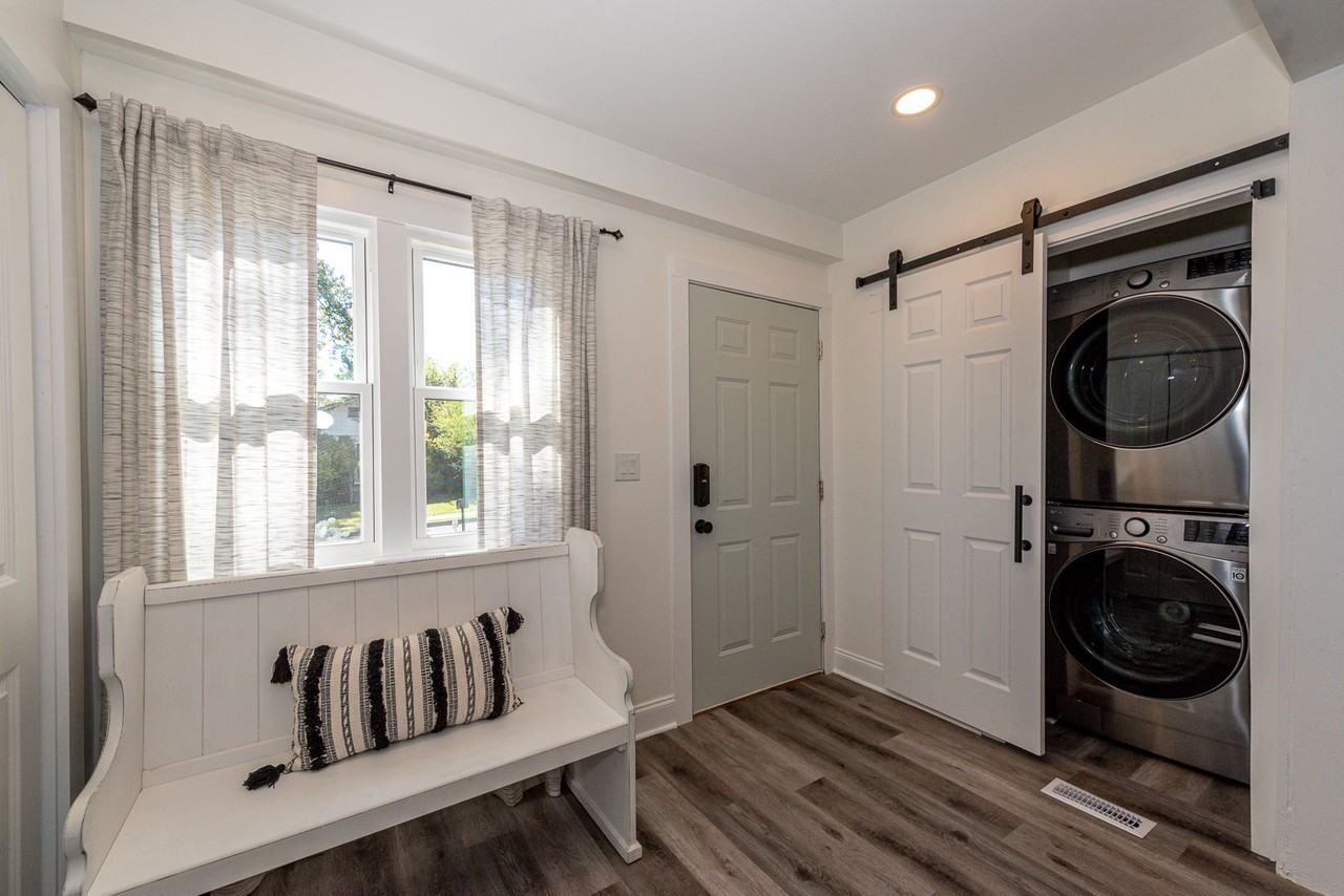 1534 Lodge St - Photo 2 of 10