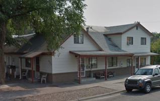 featured image of 902 S 30th St #8