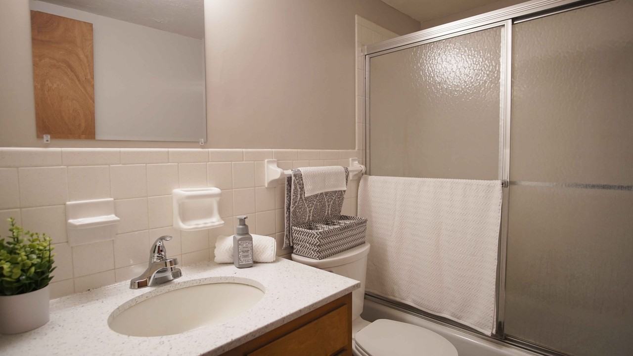 Fairlane at Aksarben - Photo 4 of 28