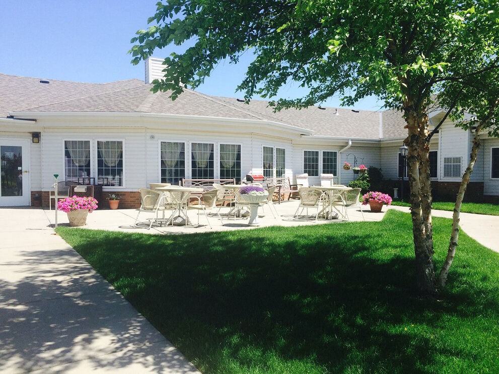 Crown Villa - Photo 4 of 20