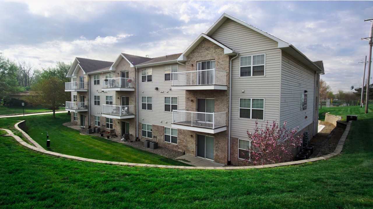 The Bend At Gretna - Photo 2 of 41