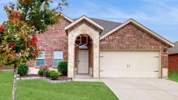 featured image of 218 Thoroughbred St