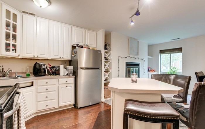 28 Andrew Pl #28 - Photo 2 of 6