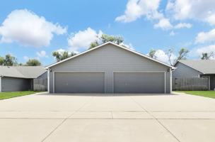 featured image of 1282 N Curtis Ct #1282