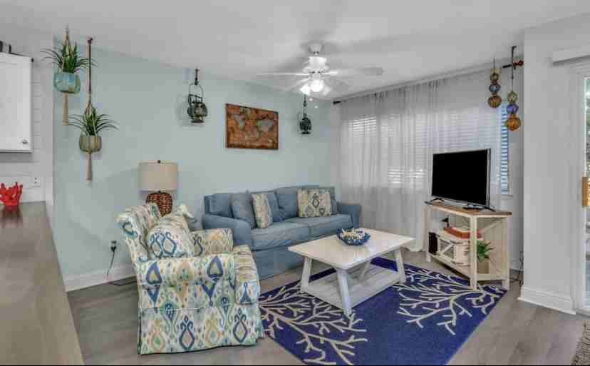Gulf Shore Dr #01 - Photo 4 of 19