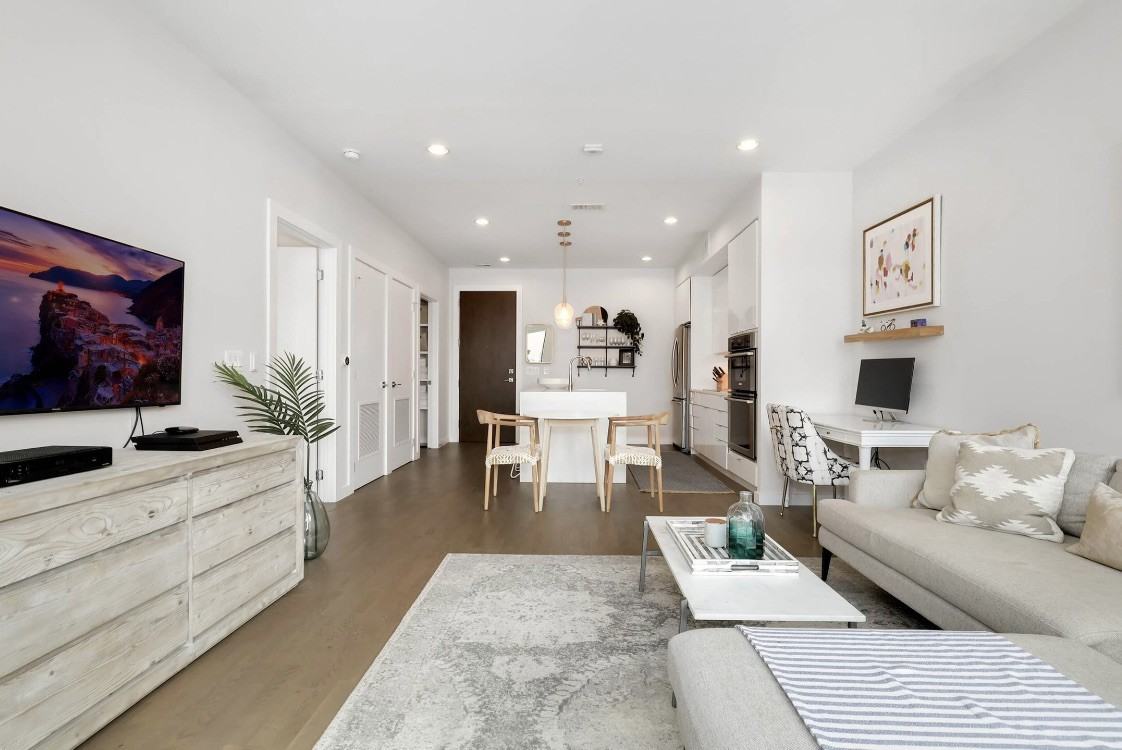 1405 W St Nw #302 - Photo 4 of 23