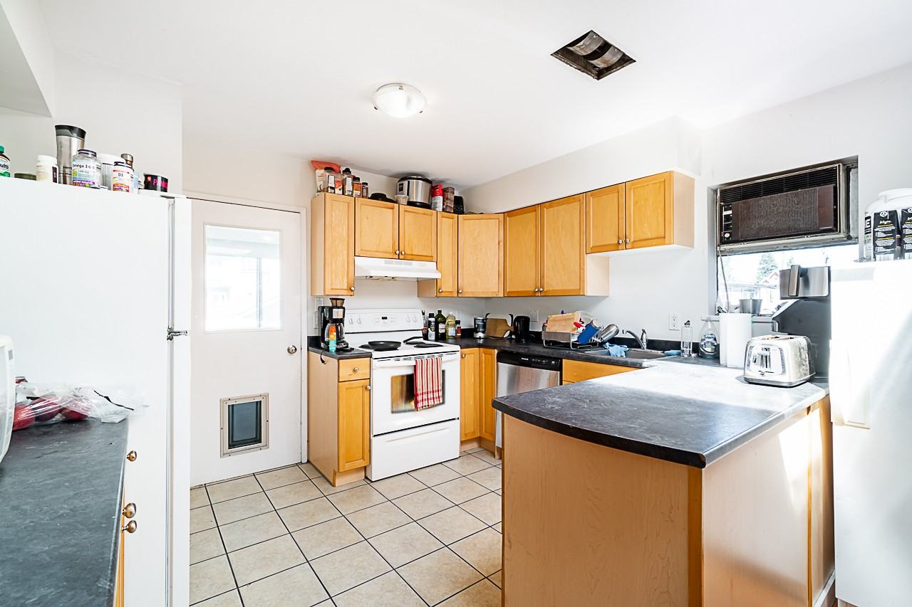 4359 Main Street - Photo 4 of 28