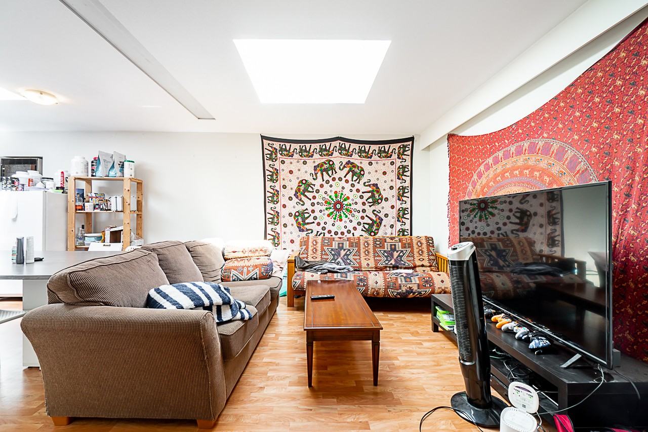 4359 Main Street - Photo 5 of 28