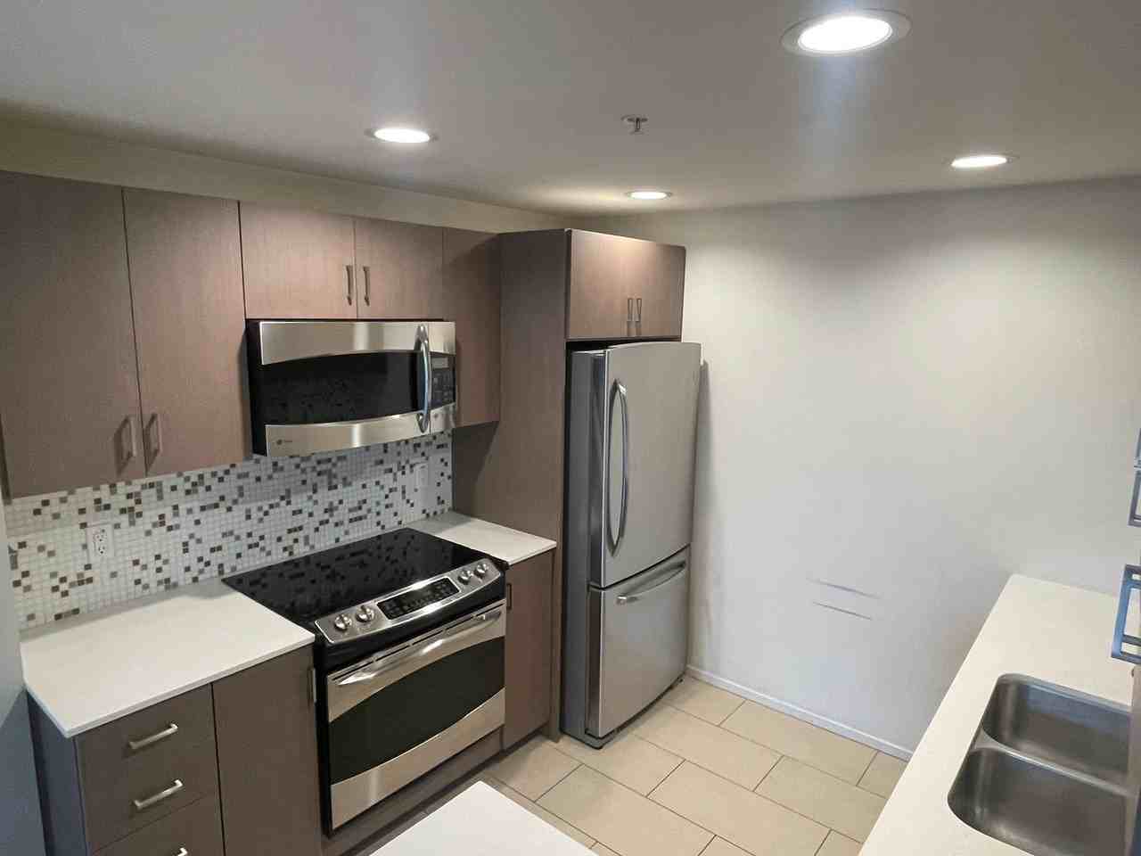 3100 6th Ave - Photo 2 of 16