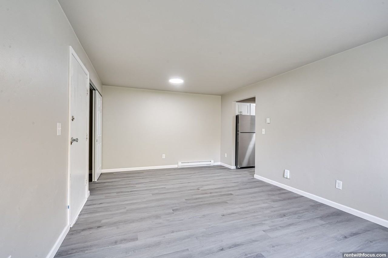 Lakeview Ridge - Photo 6 of 39