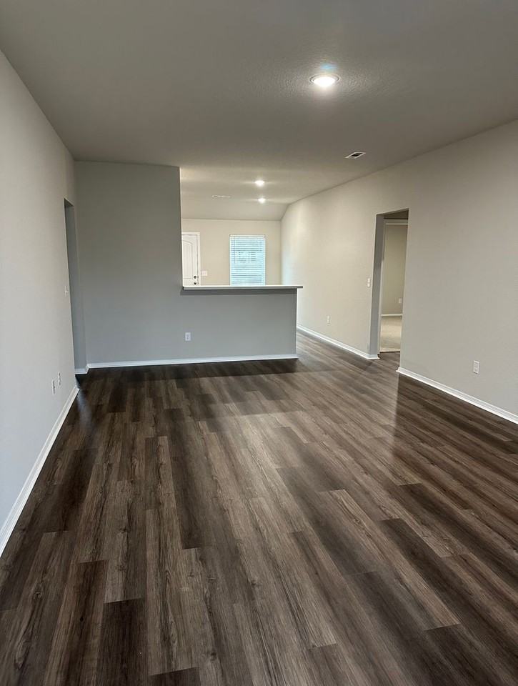 70 Swayze Rhys Ln - Photo 5 of 21