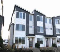 featured image of 18590 Sw Precipice Ln