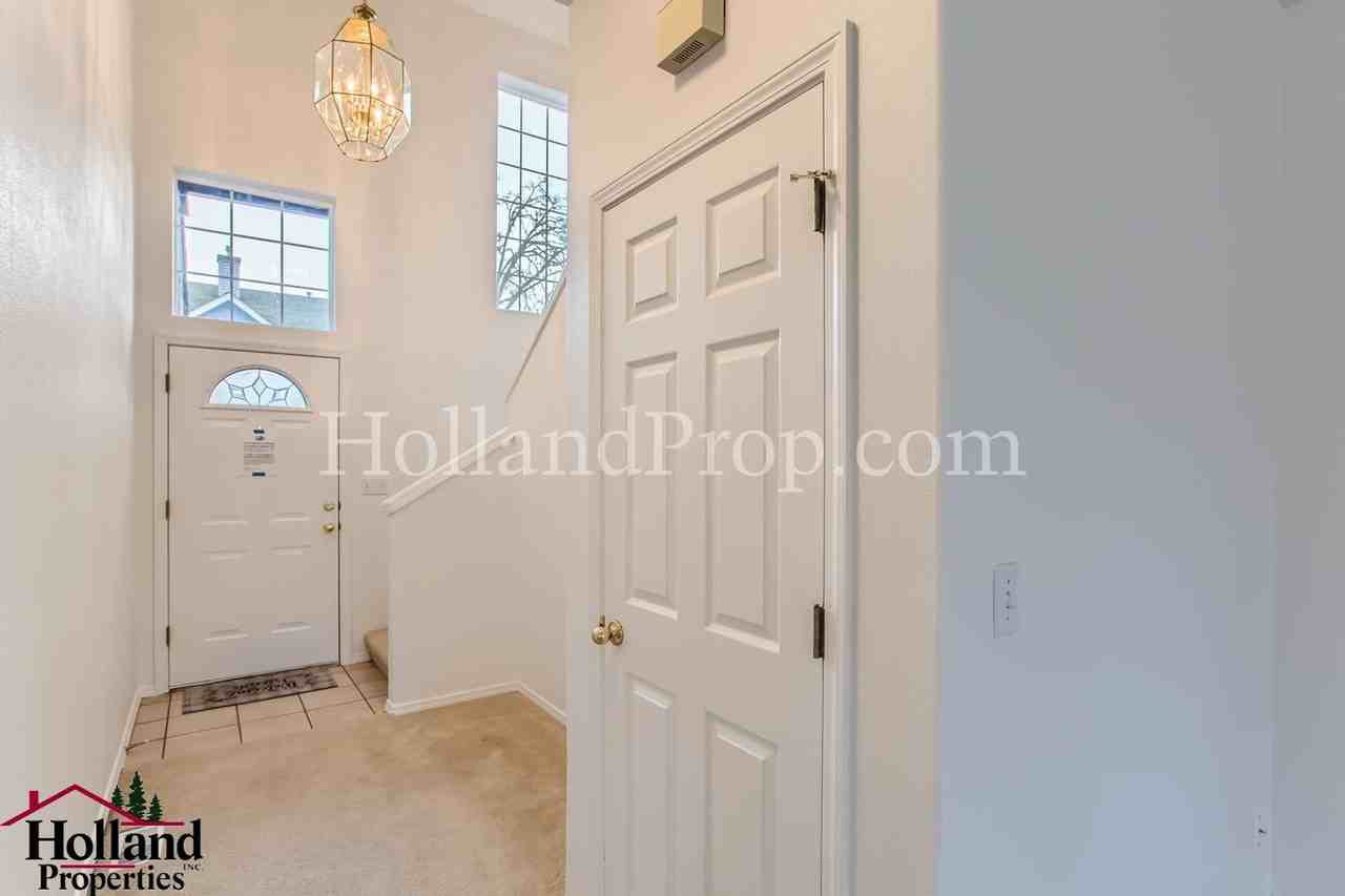 17979 Sw Arbela Ct - Photo 2 of 14