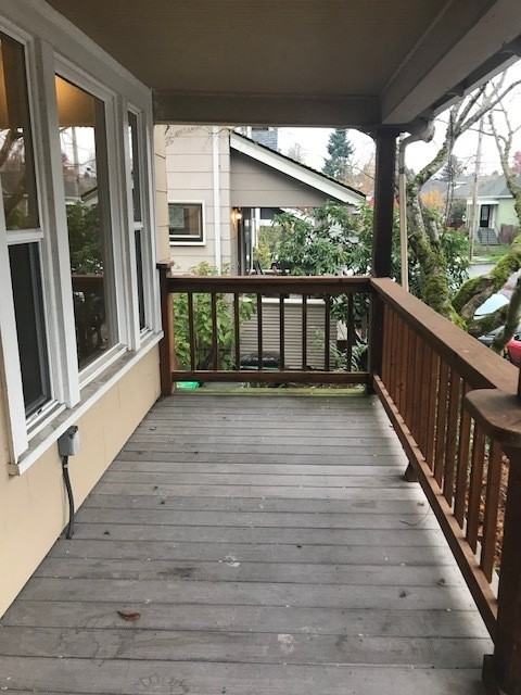 417 Se 21st Ave - Photo 2 of 22