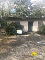 featured image of 100 Doodle Avenue