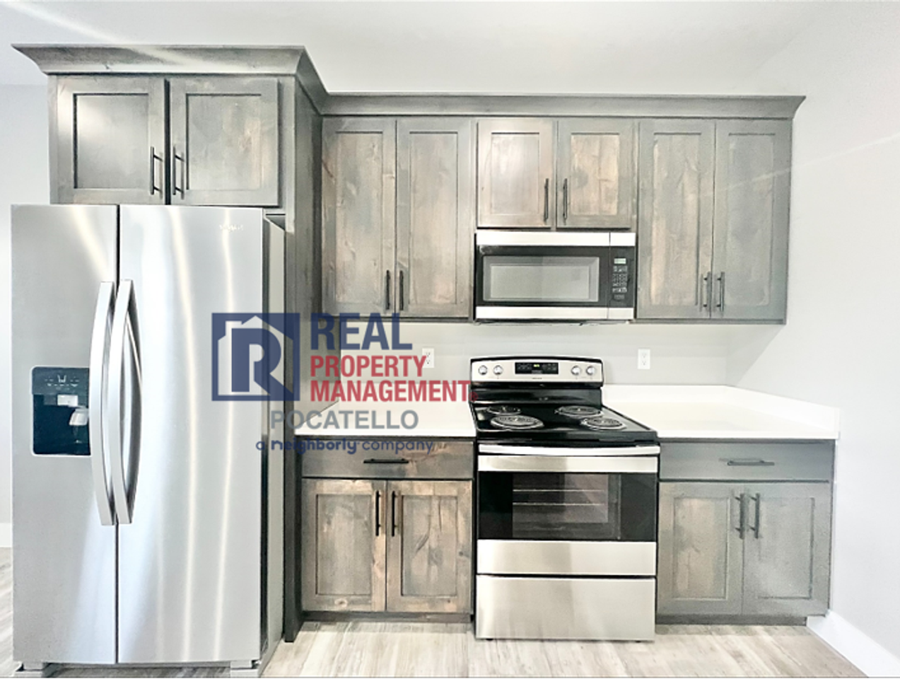 189 Park Lawn Dr #8 - Photo 2 of 24